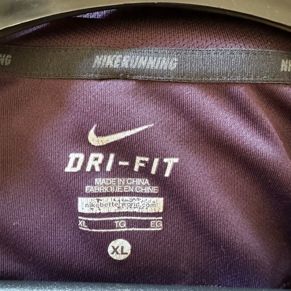 Nike Running shirt size XL - Picture 2 of 5
